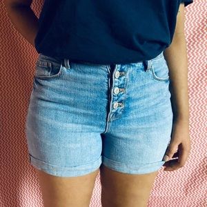 4 Button Vintage Jean Shorts